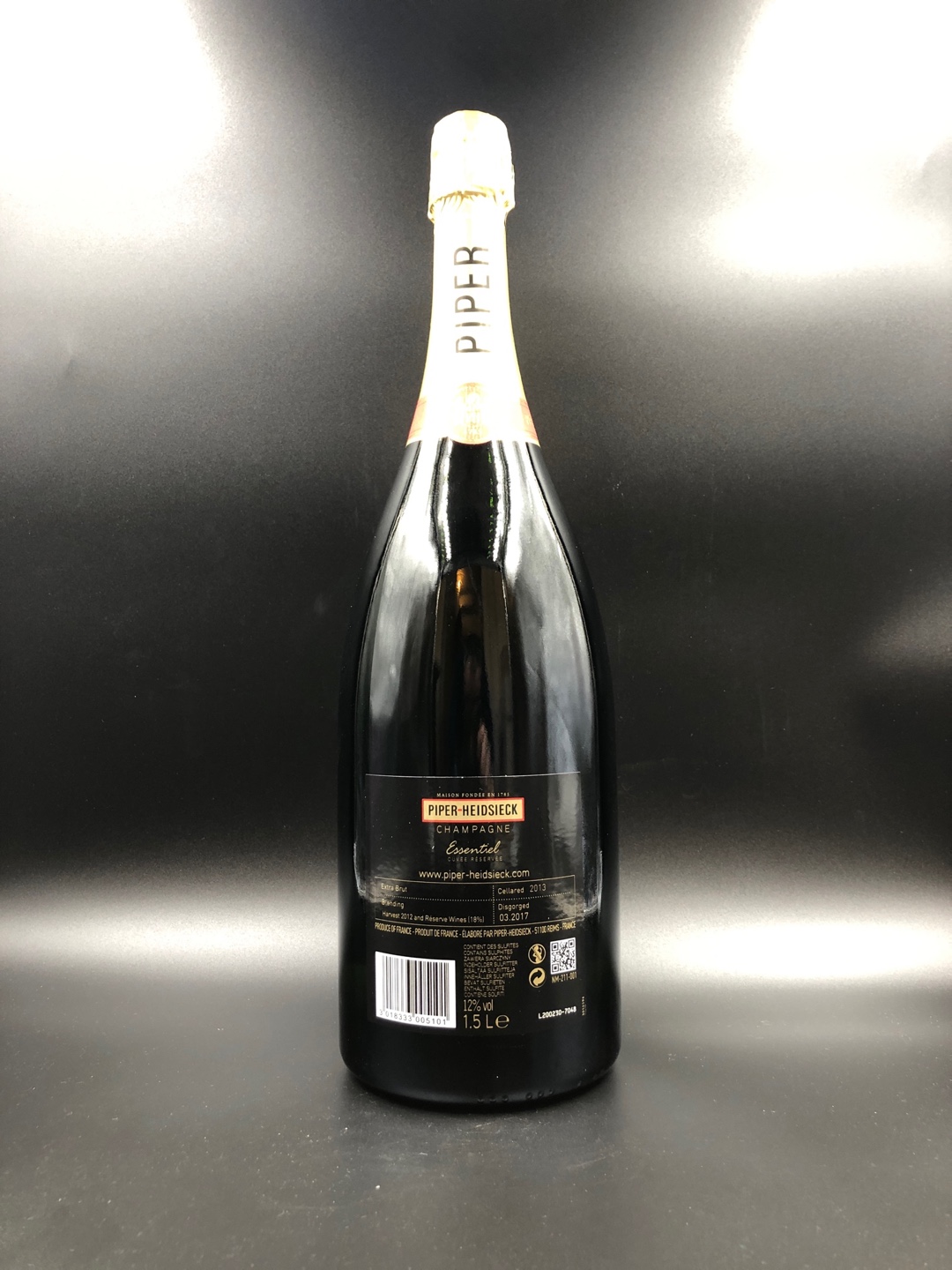 Champagne Extra Brut "Essentiel" Magnum (cassa legno) - Piper Heidsieck - immagine 2